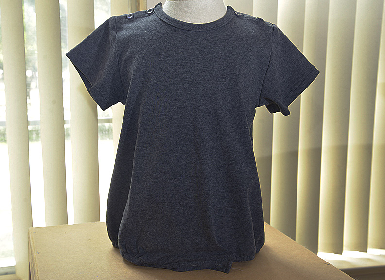Blackened Gray Pearl Color