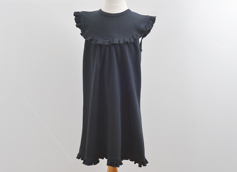 Black color girl toddler sleeveliss dress,